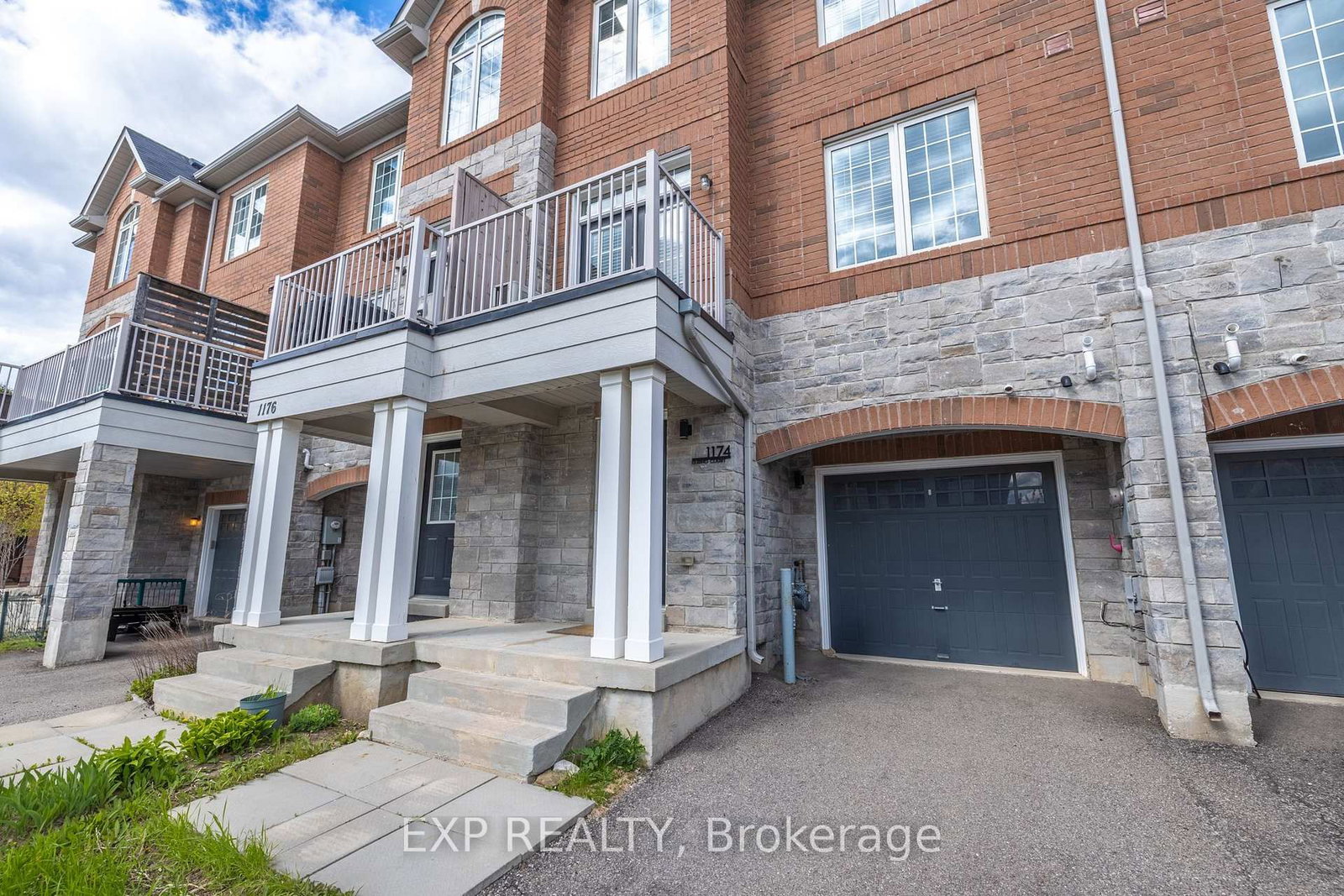 1174 Durno Court - Photo 3