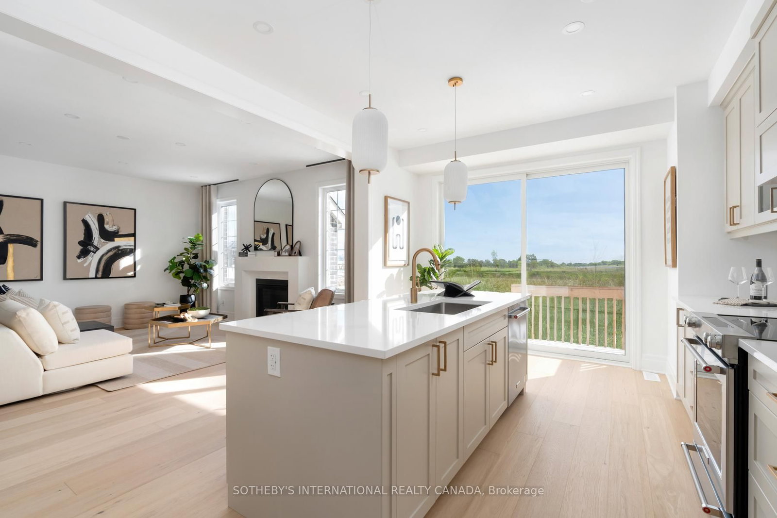 1556 Cookman Drive • Milton, ON photo 10