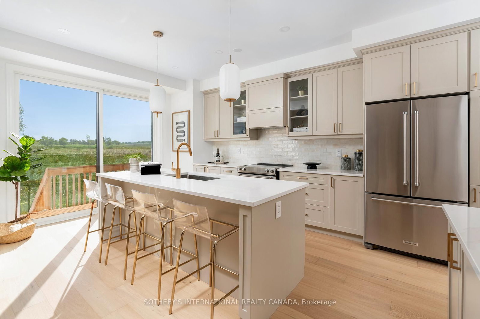 1556 Cookman Drive • Milton, ON photo 12