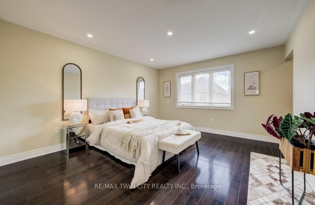 688 Hepburn Road - Photo 28