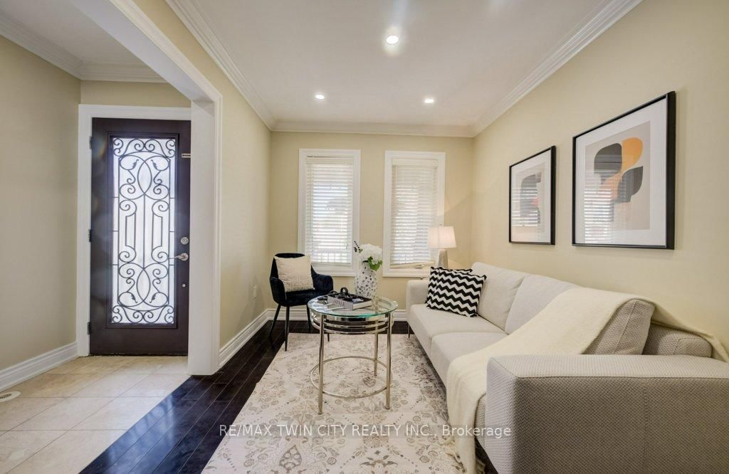 688 Hepburn Road - Photo 7