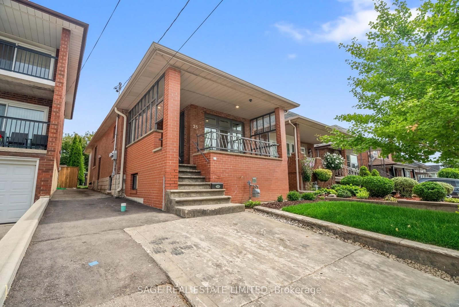 Property at 25 Chamberlain