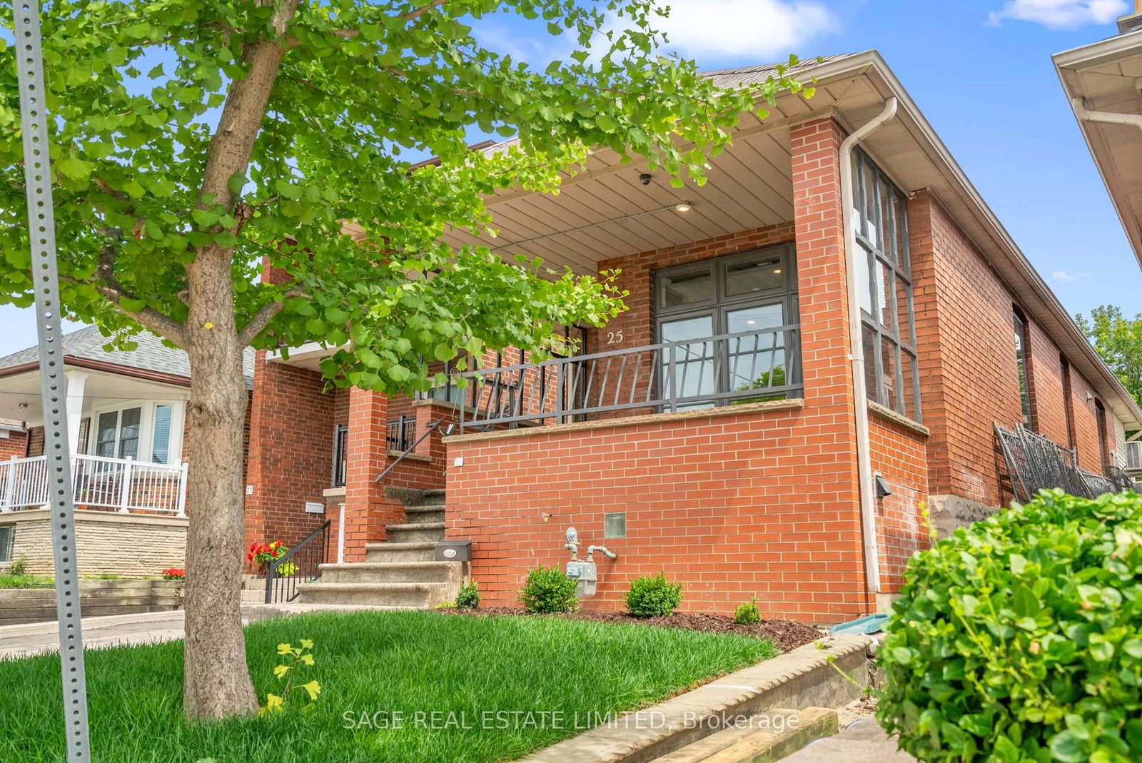 25 Chamberlain Avenue - Photo 3