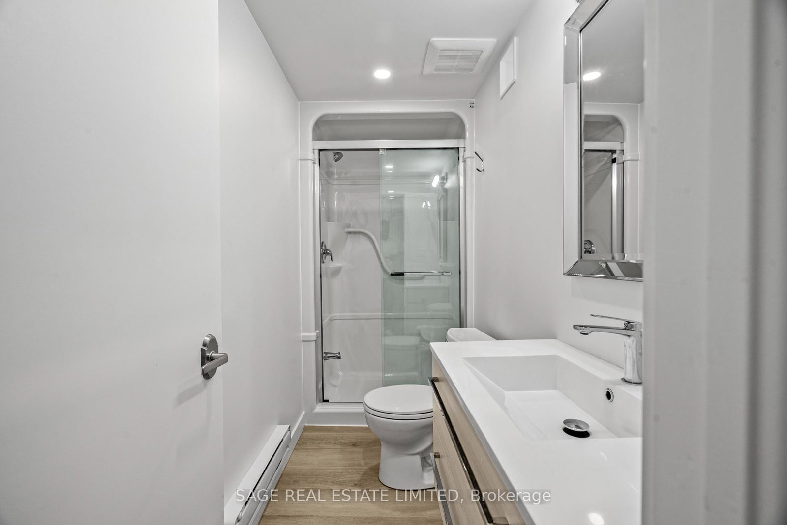 25 Chamberlain Avenue • Toronto, ON photo 38