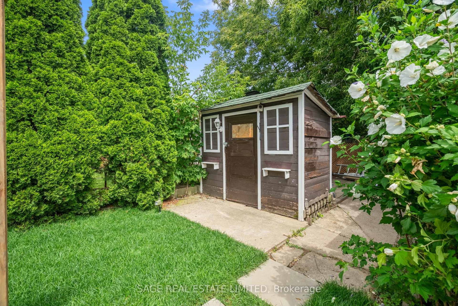 25 Chamberlain Avenue • Toronto, ON photo 50