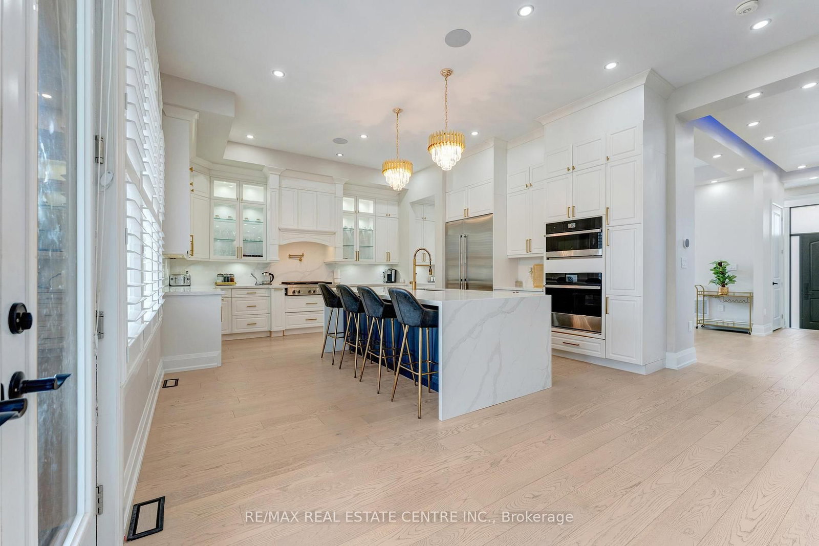 252 Paisley Boulevard W - Photo 13
