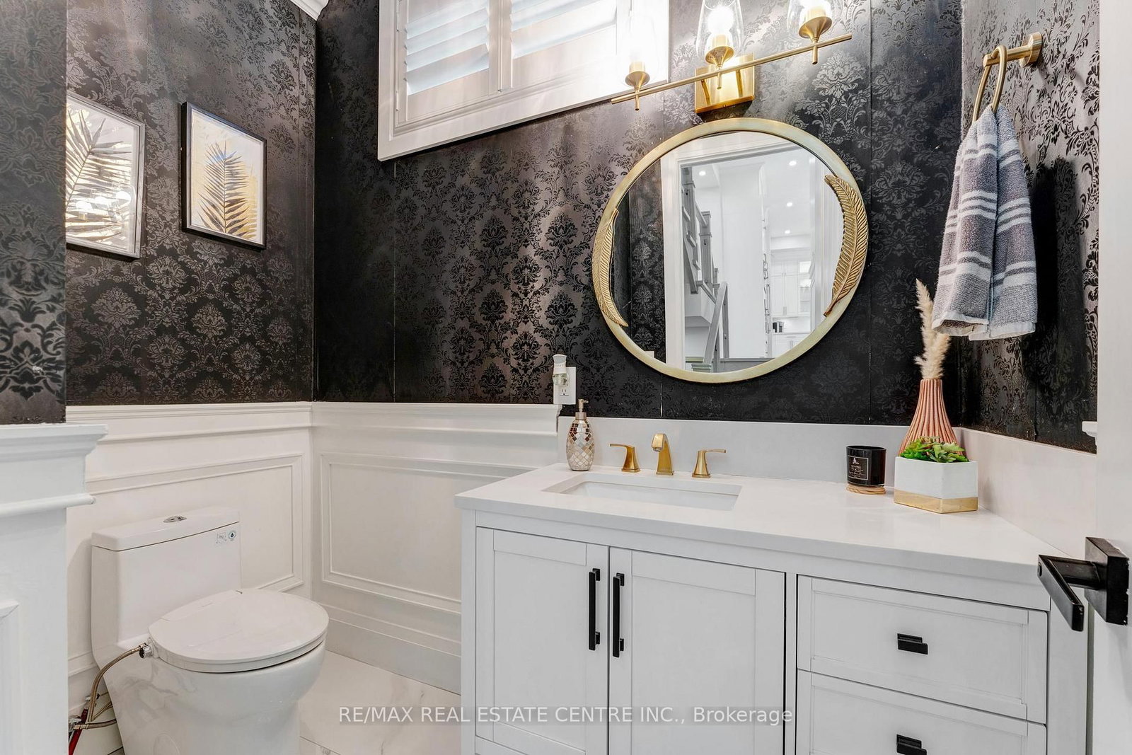 252 Paisley Boulevard W - Photo 21