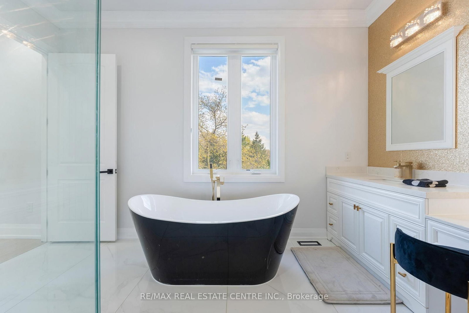 252 Paisley Boulevard W - Photo 27