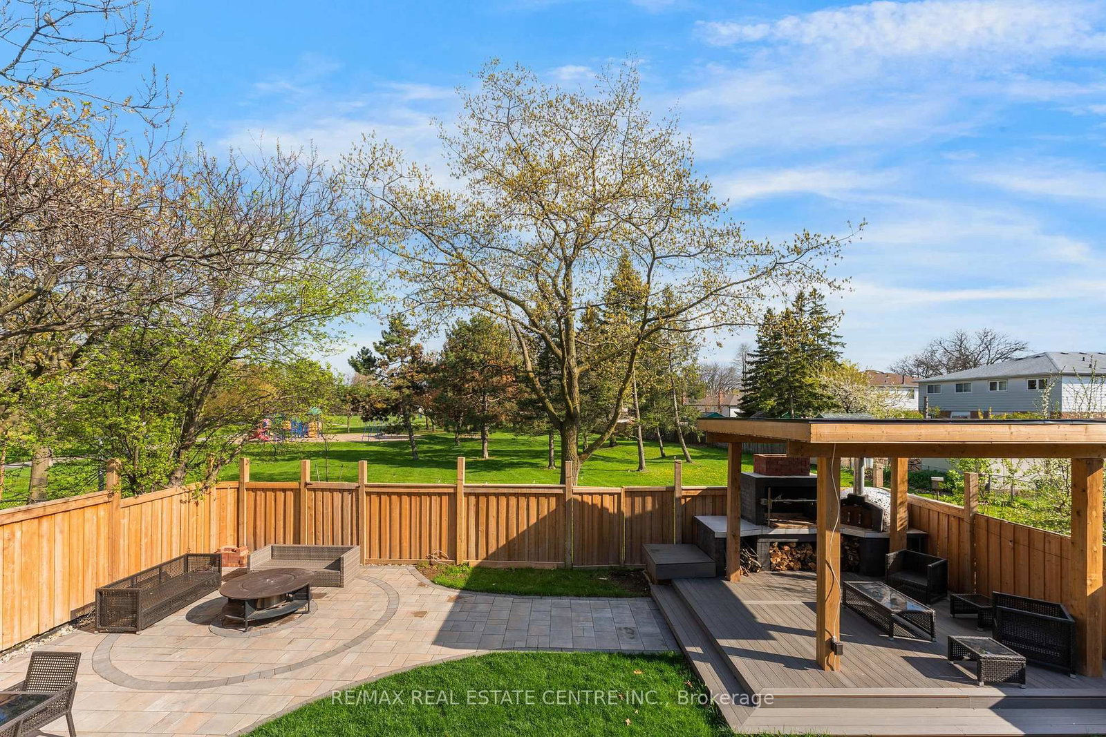 252 Paisley Boulevard W - Photo 47