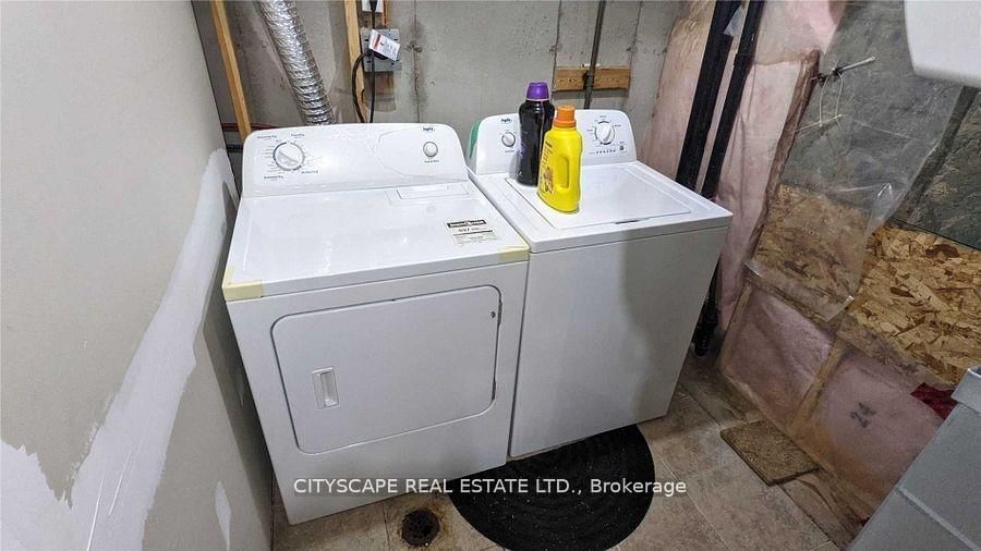 697 Ferguson Drive, Unit Bsmt - Photo 8