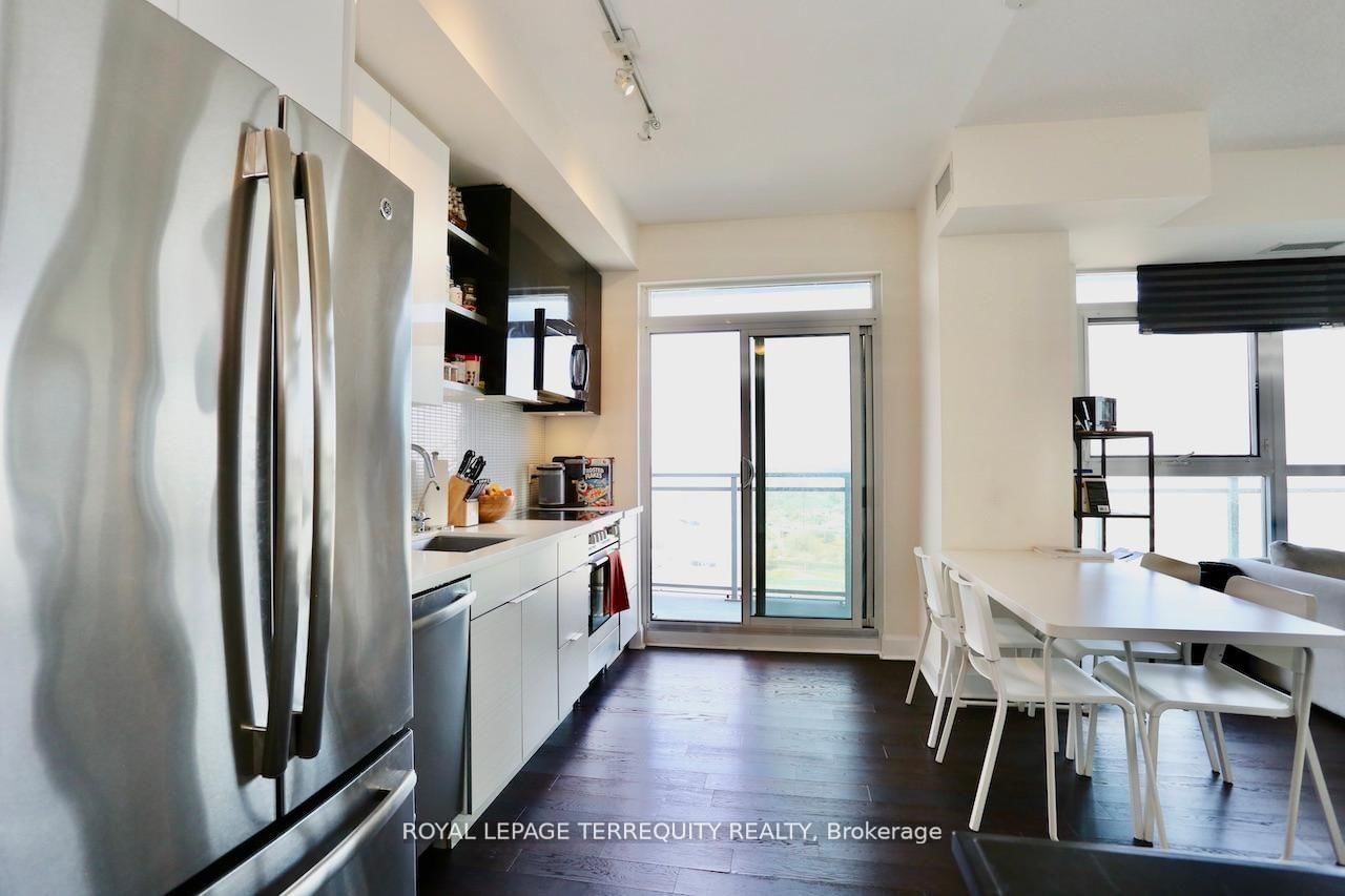 33 Shore Breeze Drive, Unit 2504 - Photo 9