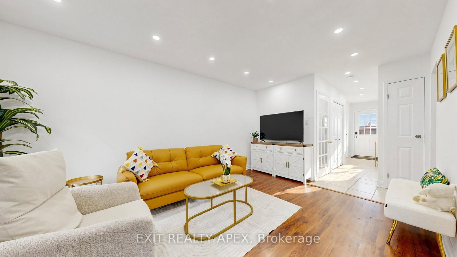 5029 Pinedale Avenue, Unit 62 - Photo 9