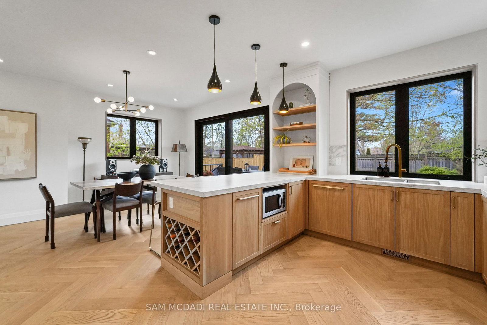 130 Lake Promenade - Photo 14