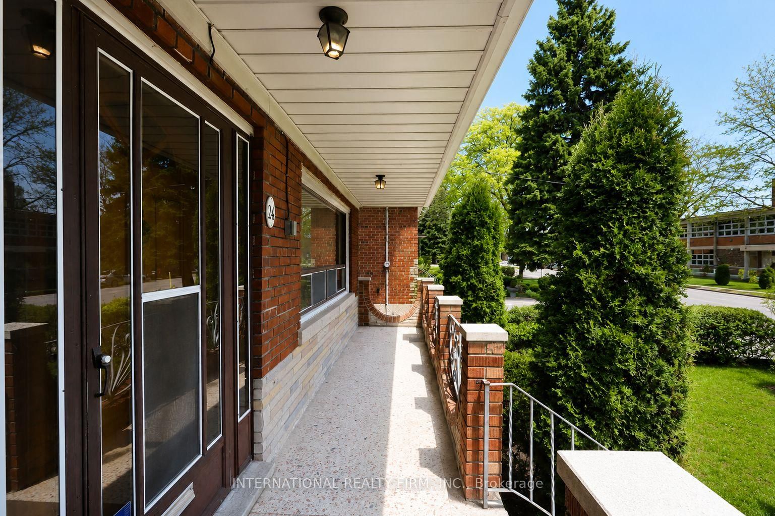 24 Morgan Avenue - Photo 5