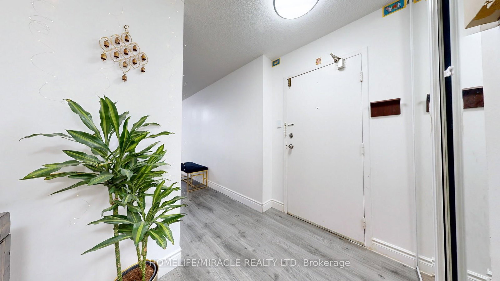 15 Kensington Road, Unit 1112 - Photo 23