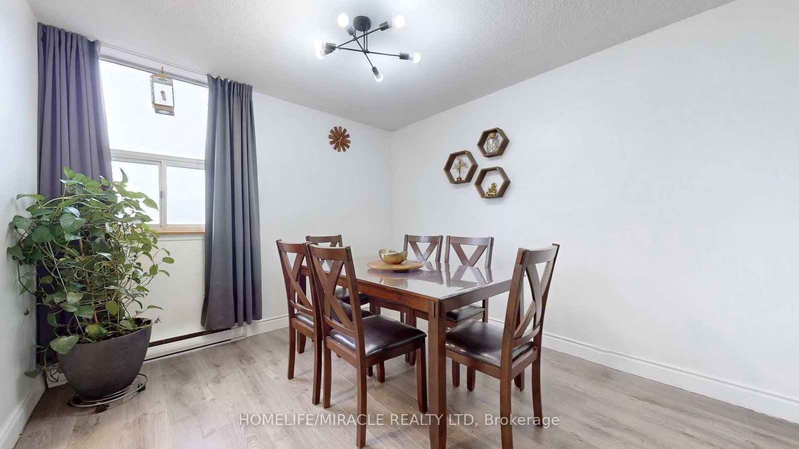 15 Kensington Road, Unit 1112 - Photo 7