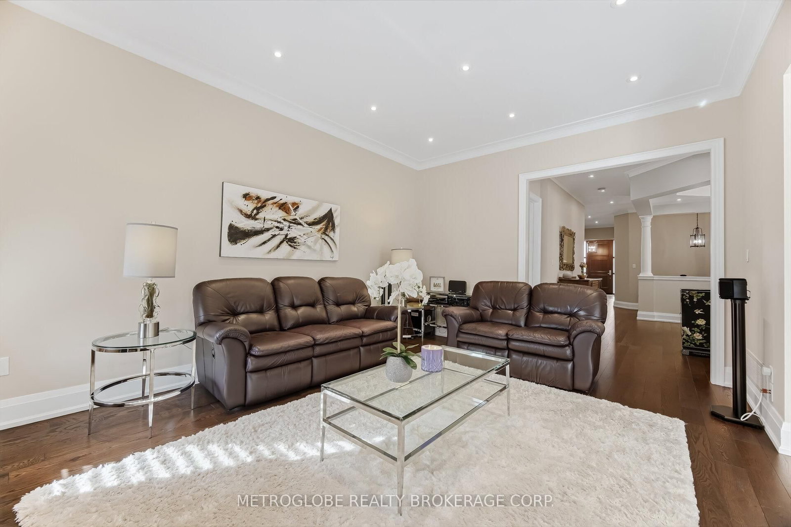 29 Fontainebleu Road - Photo 26