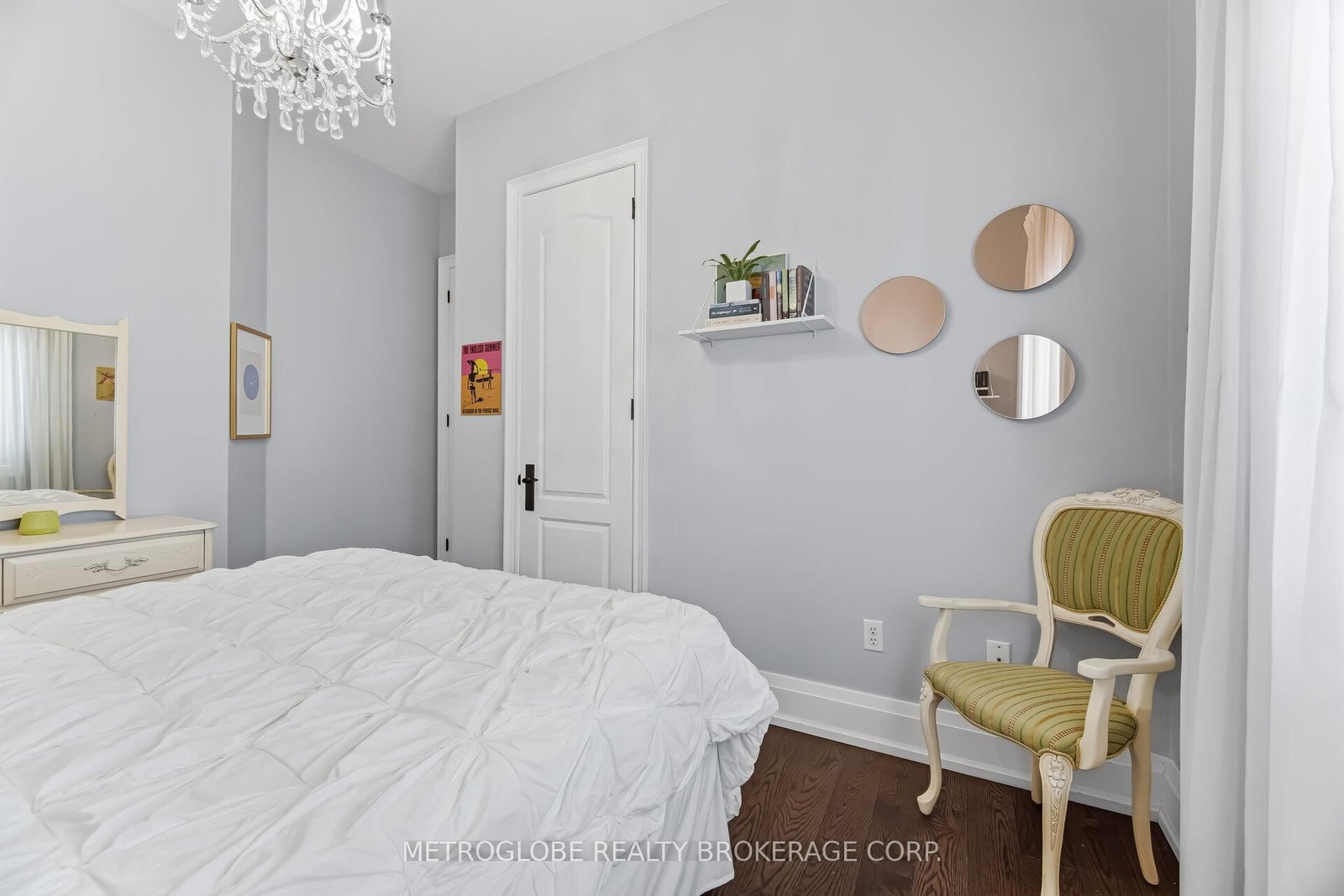29 Fontainebleu Road - Photo 37