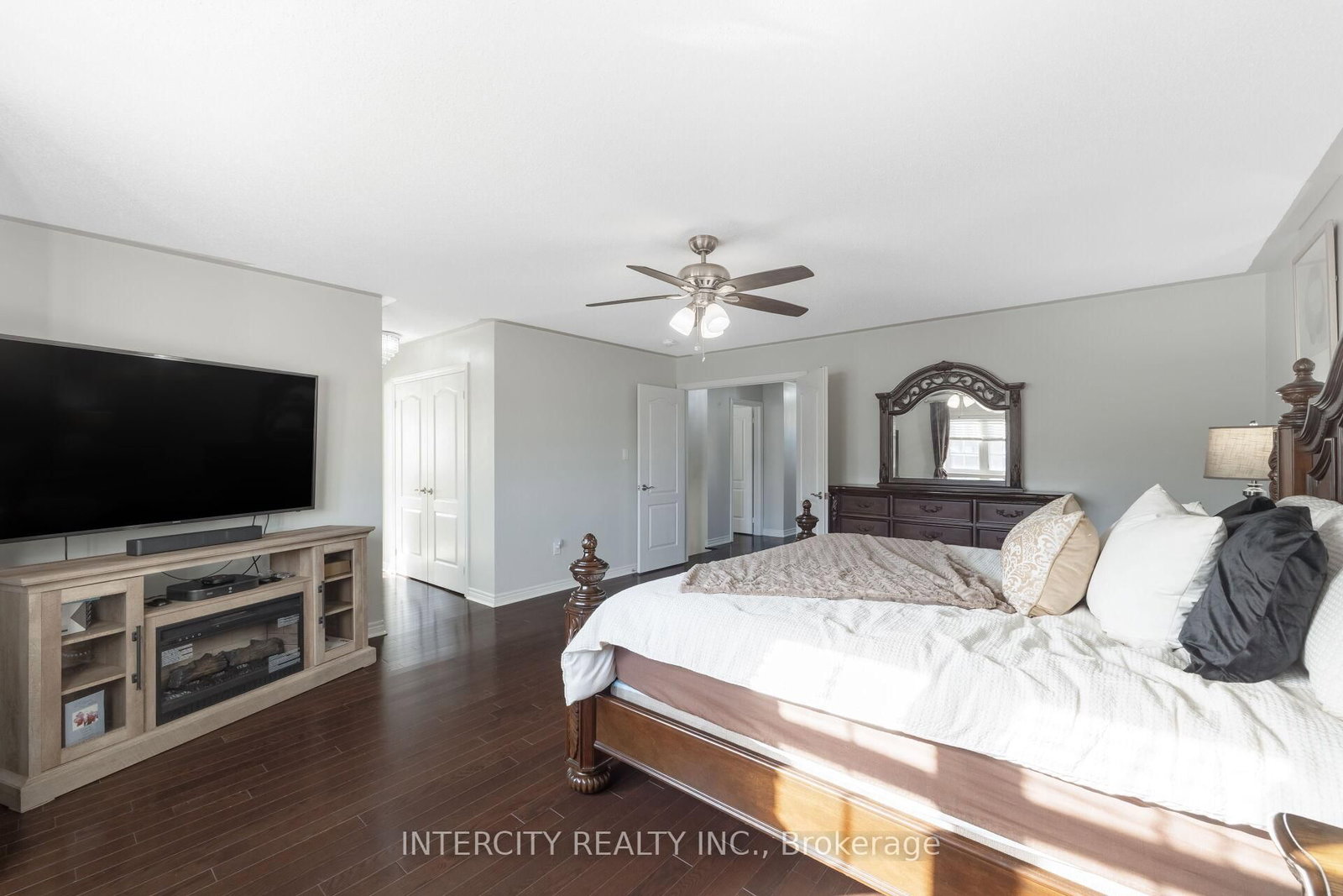 6 Constance Street - Photo 27