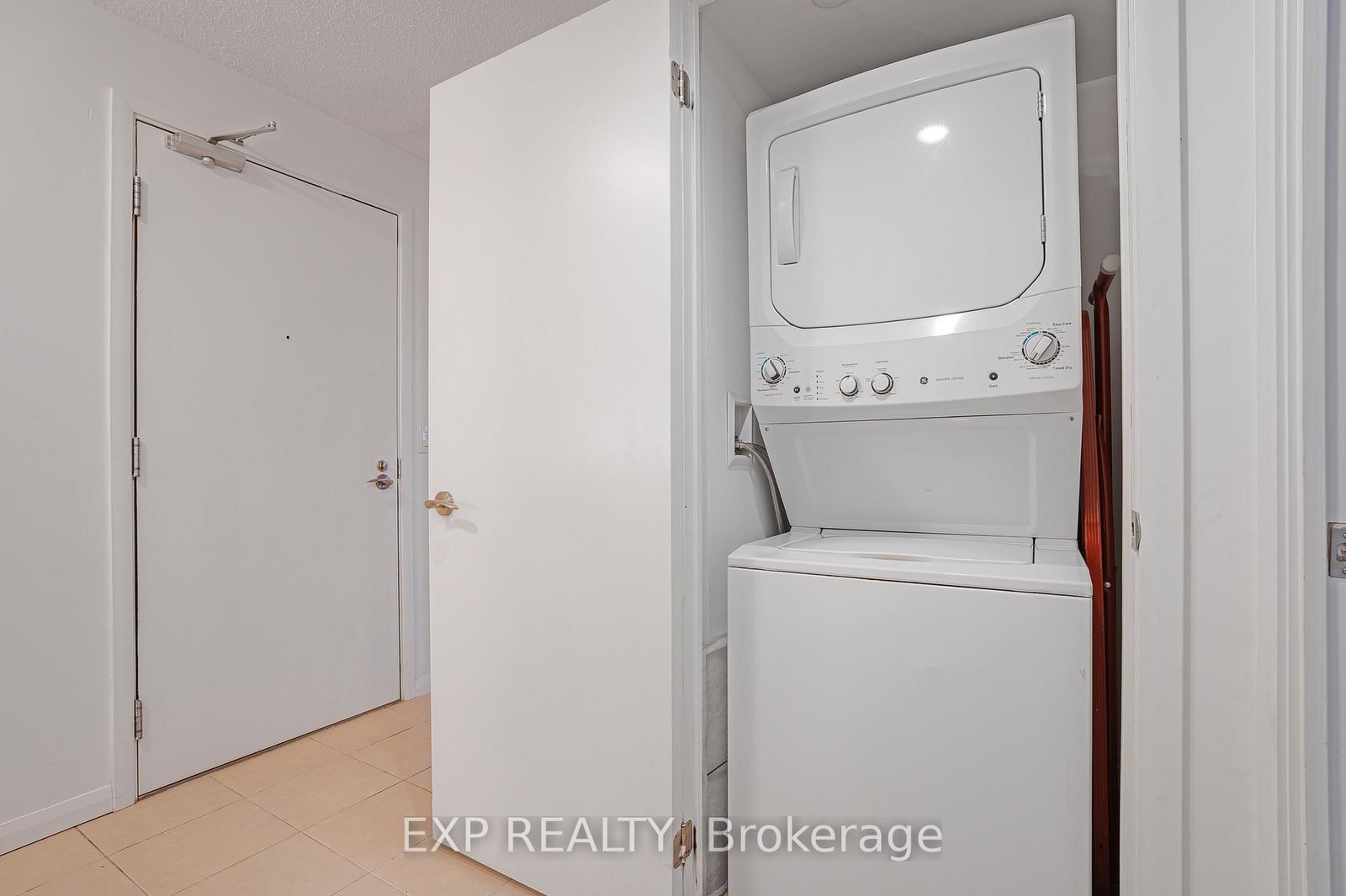 830 Lawrence Avenue W, Unit 729 - Photo 15