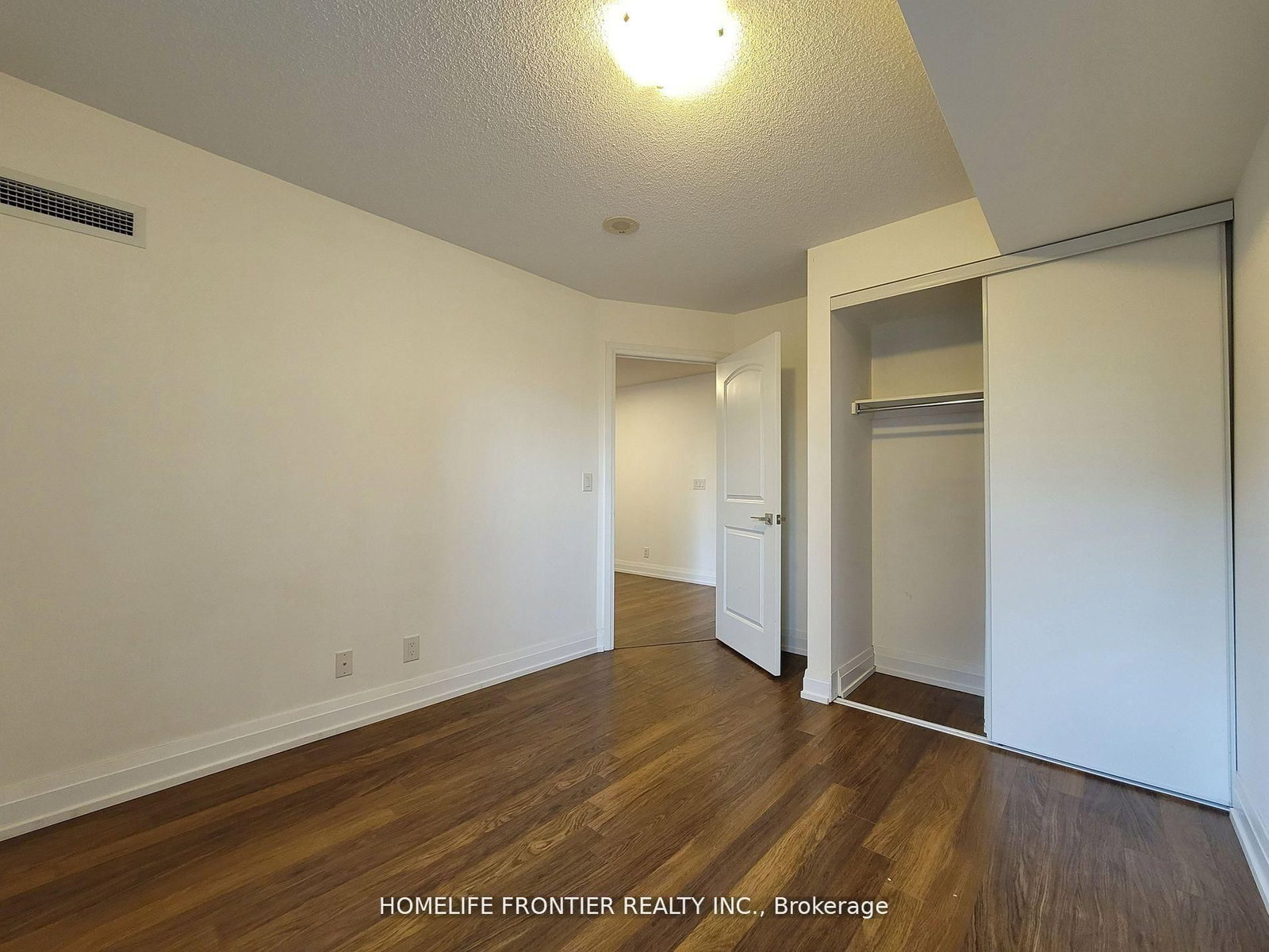 1060 Sheppard Avenue W, Unit 403 - Photo 5