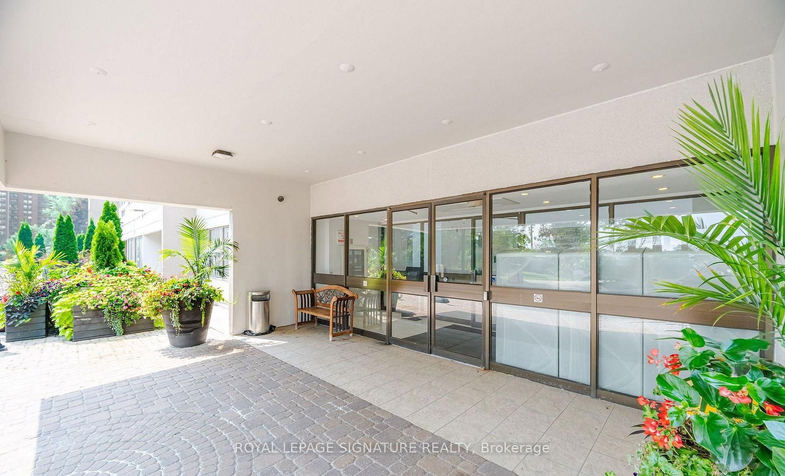 1580 Mississauga Valley Boulevard, Unit 906 - Photo 23