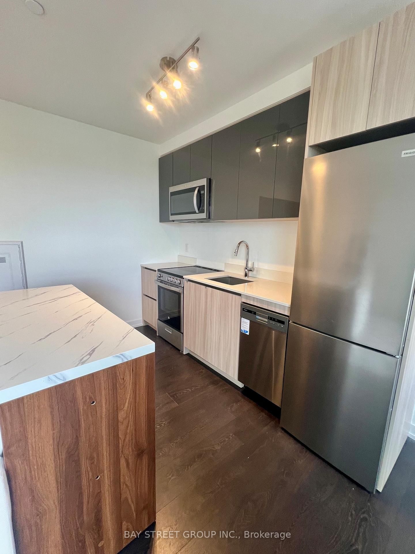 1023-3100 KEELE Street, Toronto, ON, photo 4