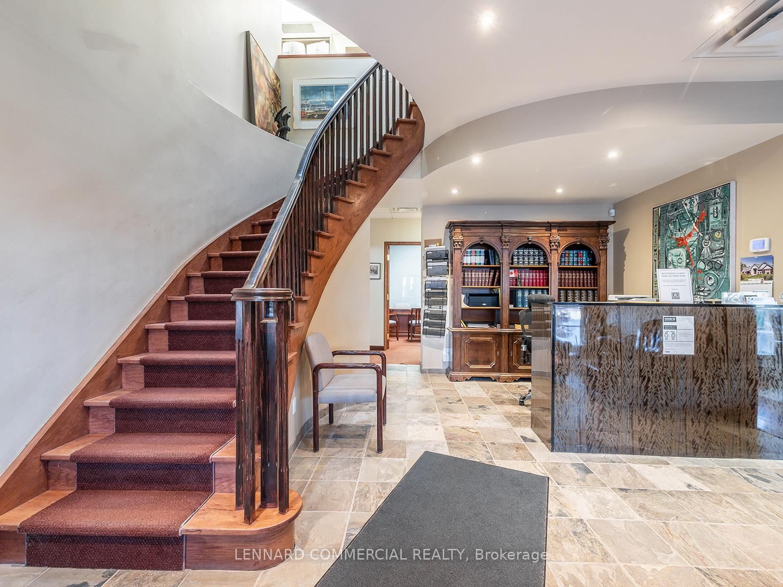 1199 The Queensway - Photo 10