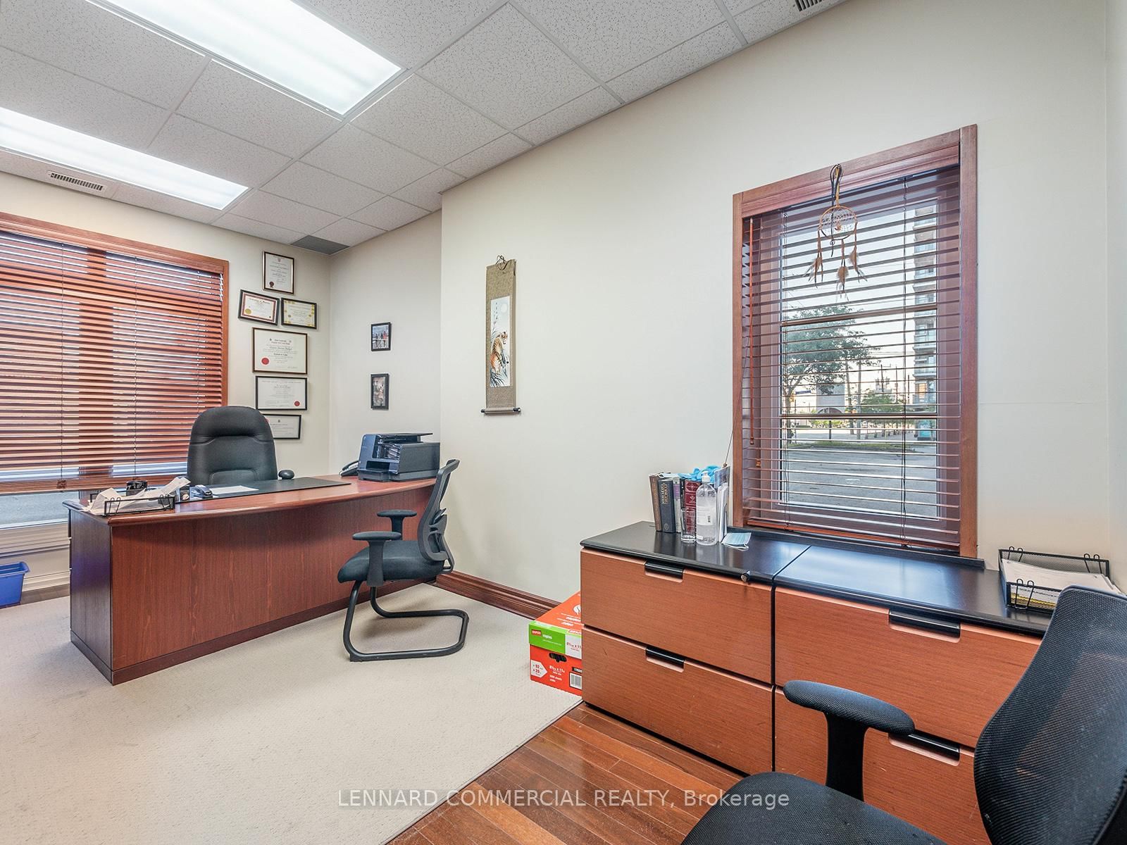 1199 The Queensway - Photo 8