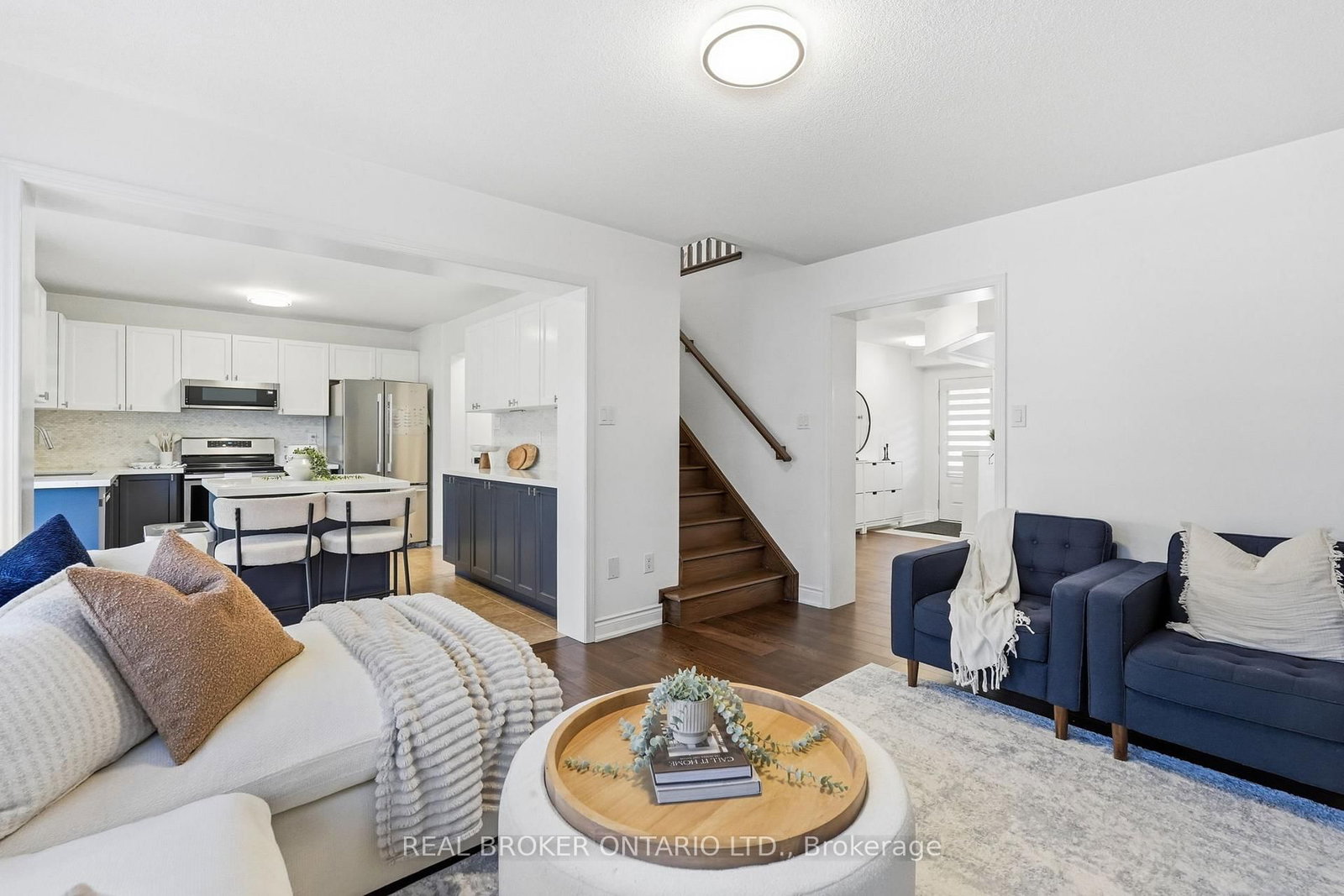 1119 Solomon Court - Photo 14