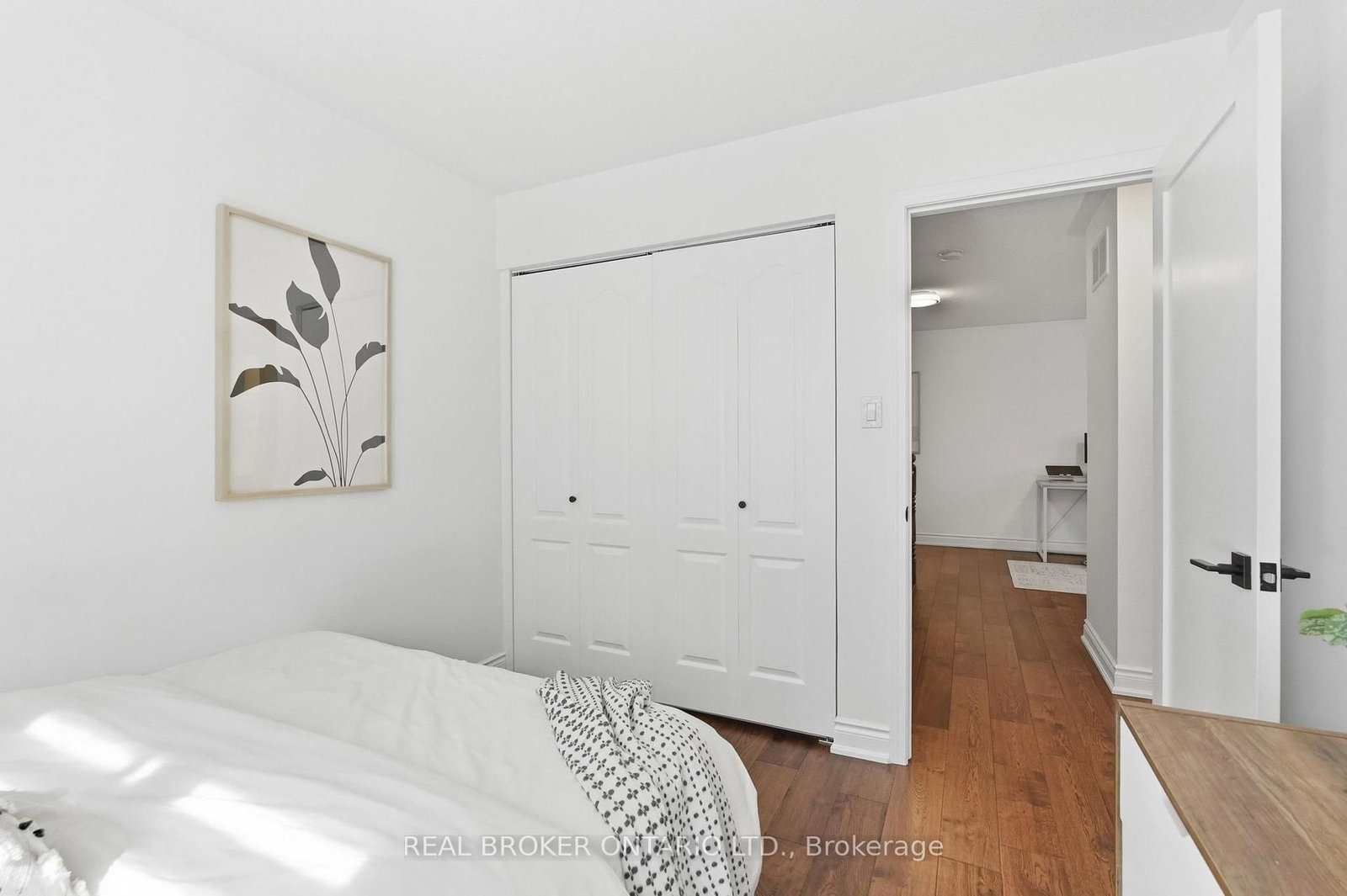 1119 Solomon Court - Photo 31