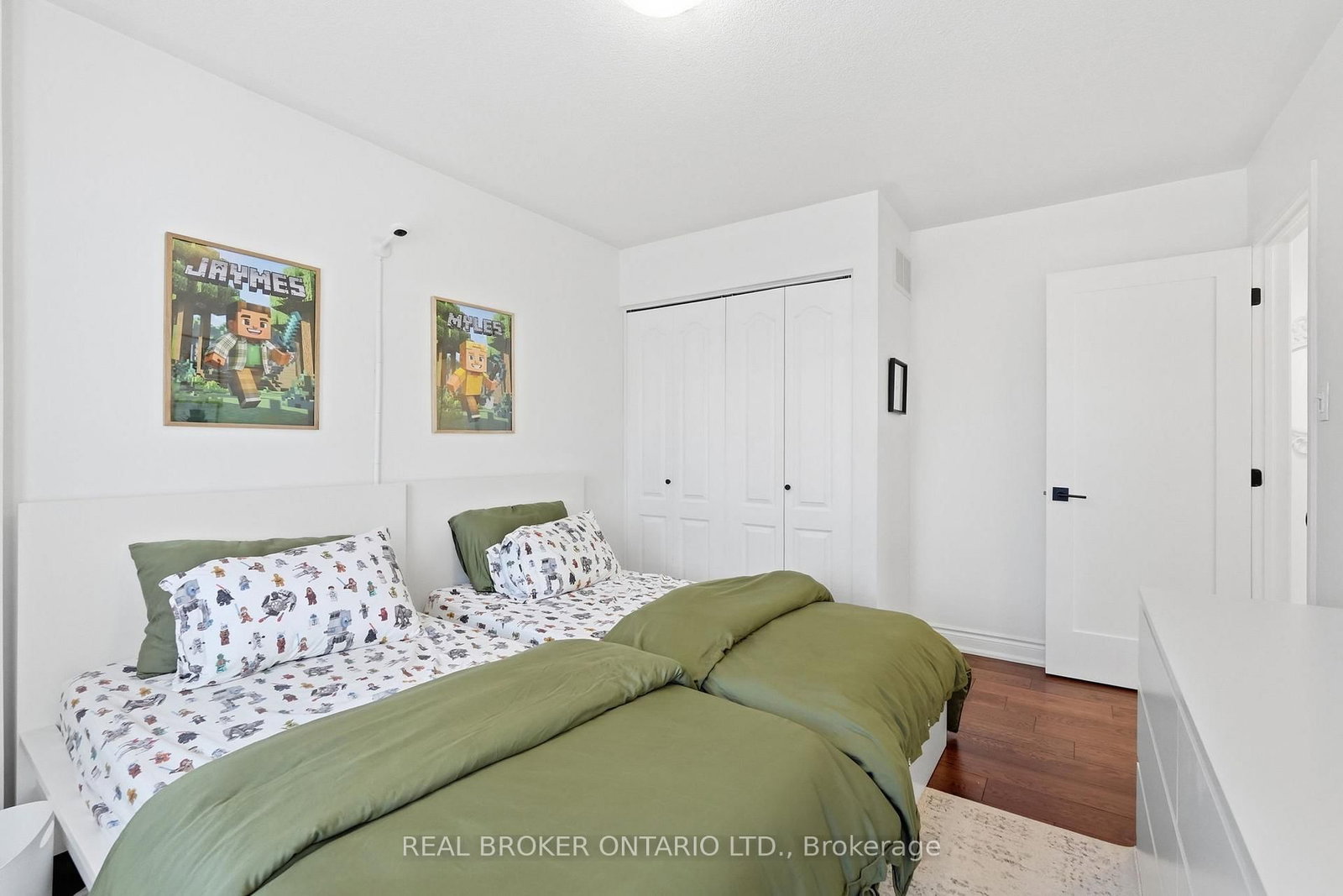 1119 Solomon Court - Photo 35