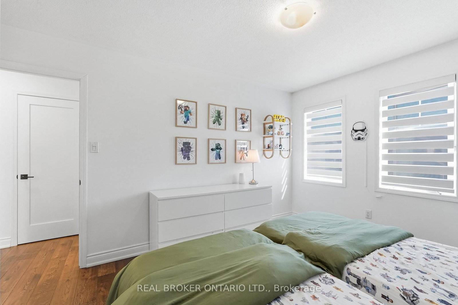 1119 Solomon Court - Photo 36