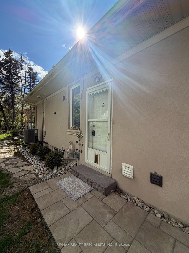 LOWER - 1498 Indian Road