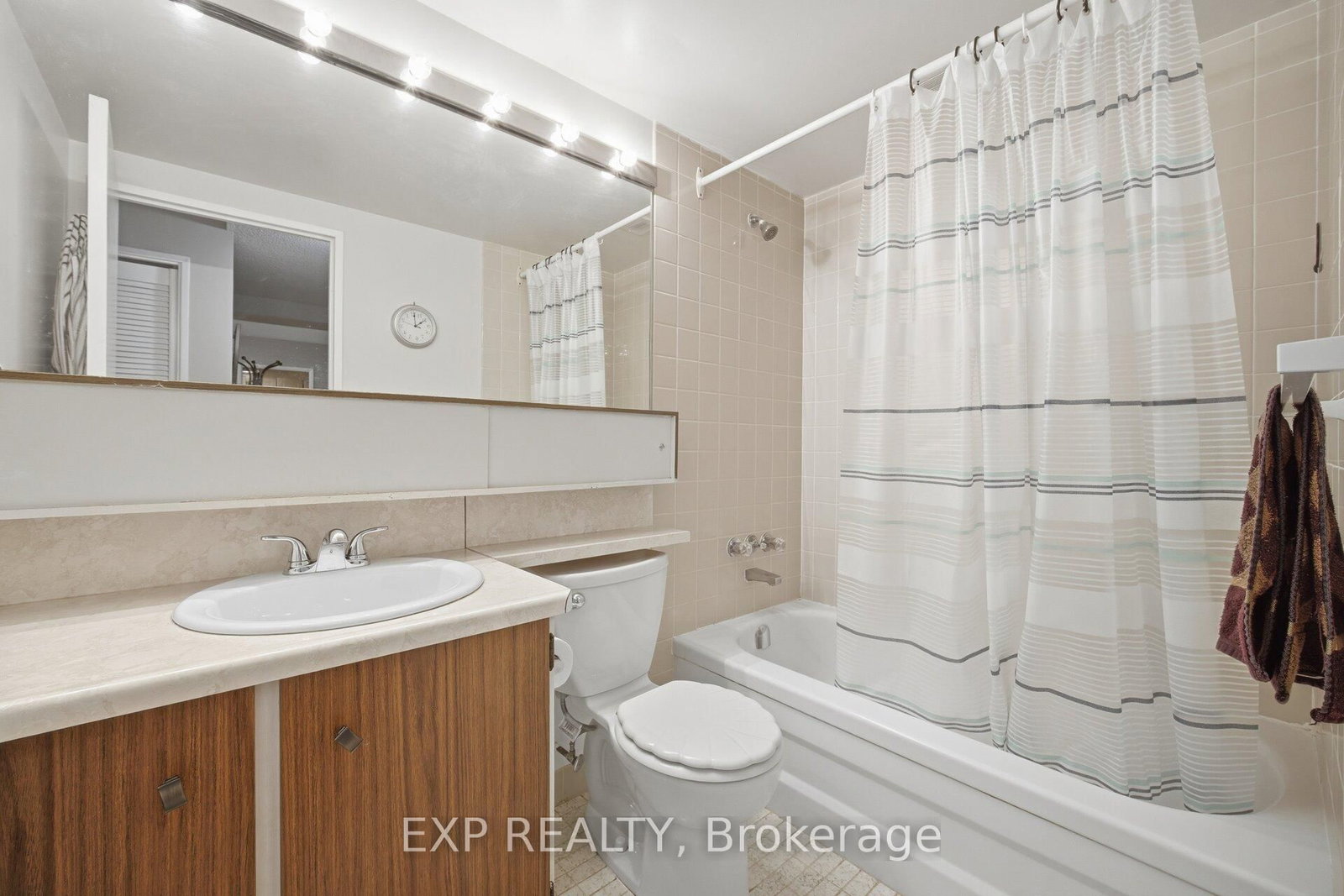 270 Scarlett Road, Unit 205 - Photo 25
