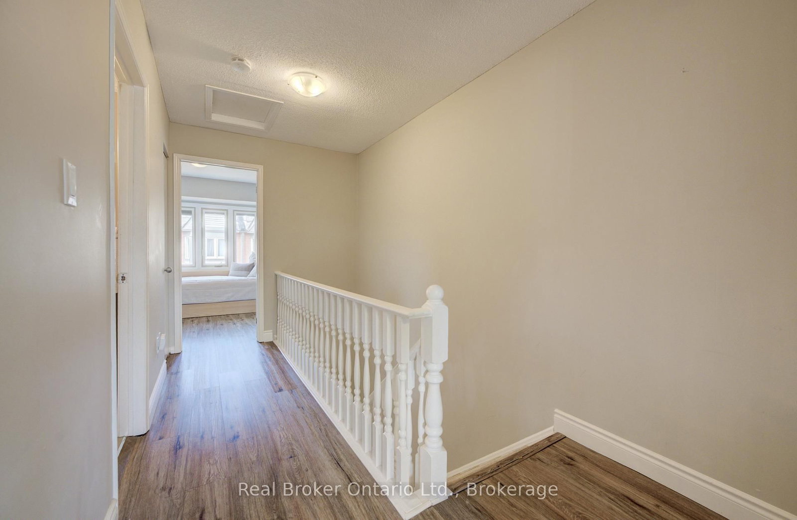 895 Maple Avenue, Unit 617 - Photo 26