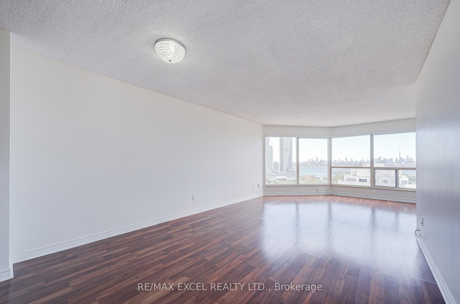 2269 Lake Shore Boulevard W, Unit 2105 - Photo 11