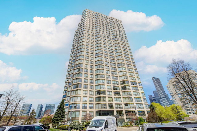 2105 - 2269 Lake Shore Boulevard W