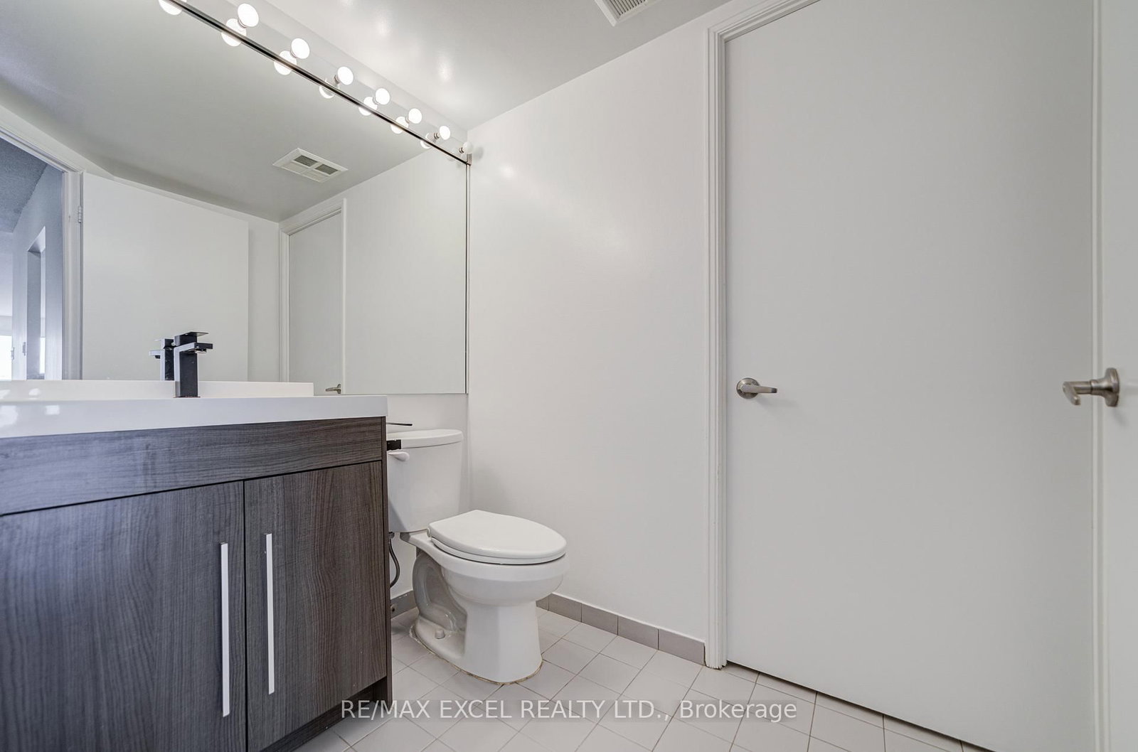 2269 Lake Shore Boulevard W, Unit 2105 - Photo 24