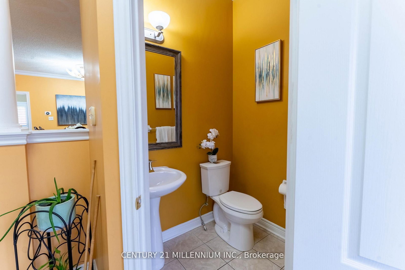 64 Executive Court - Photo 13