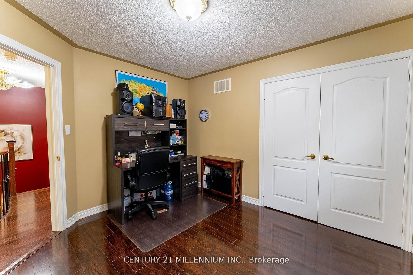 64 Executive Court - Photo 26