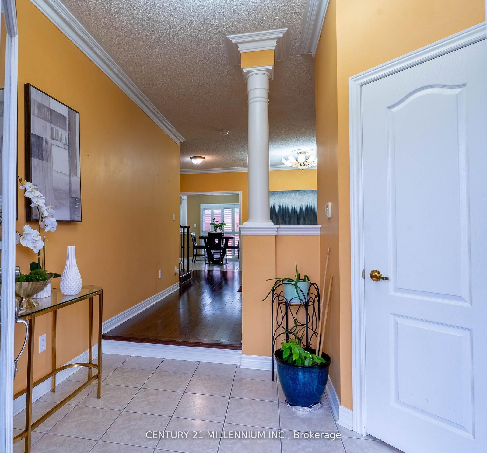 64 Executive Court - Photo 5