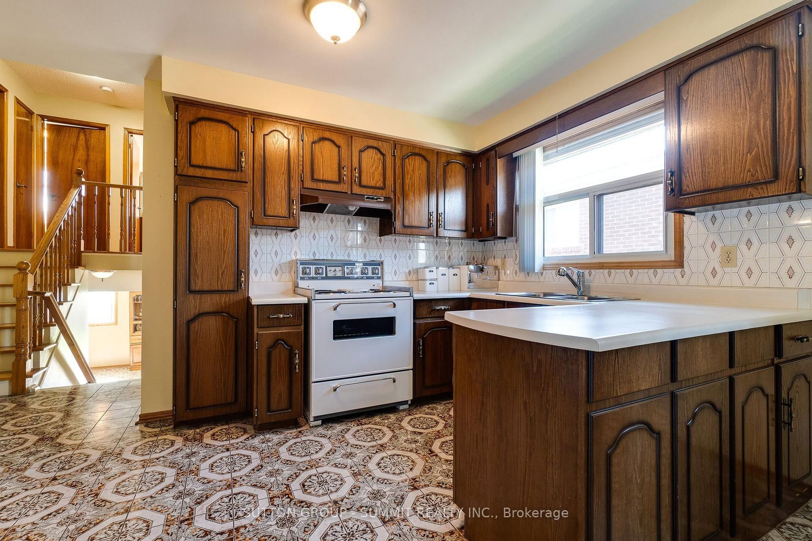 1571 CORKSTONE Glade - Photo 12