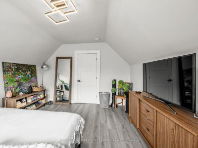 Unit #4-3rd — 505 Parkside Drive — photo 3