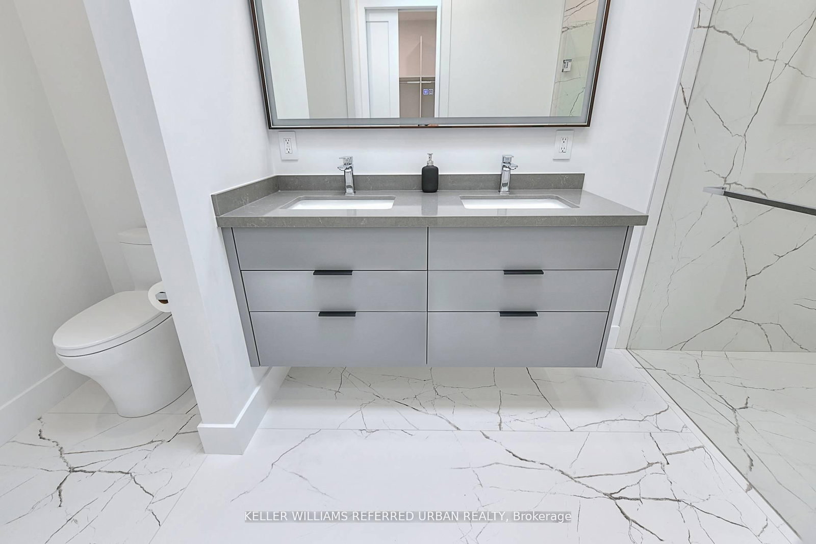 613 Harvie Avenue - Photo 24