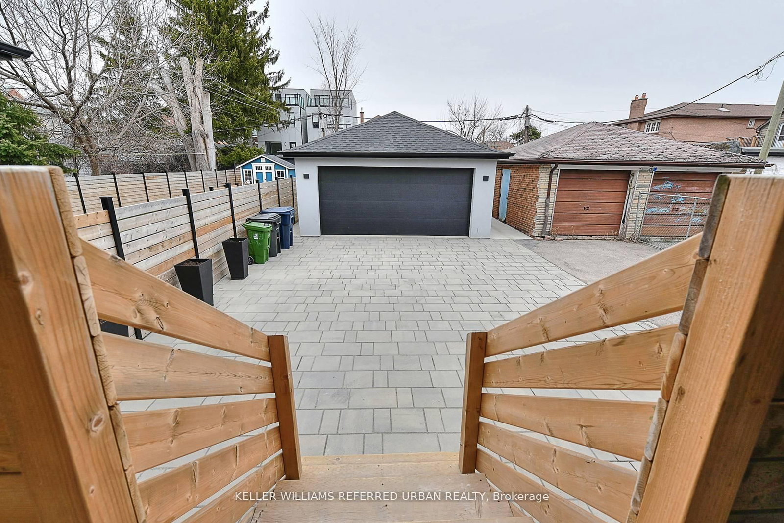 613 Harvie Avenue - Photo 30