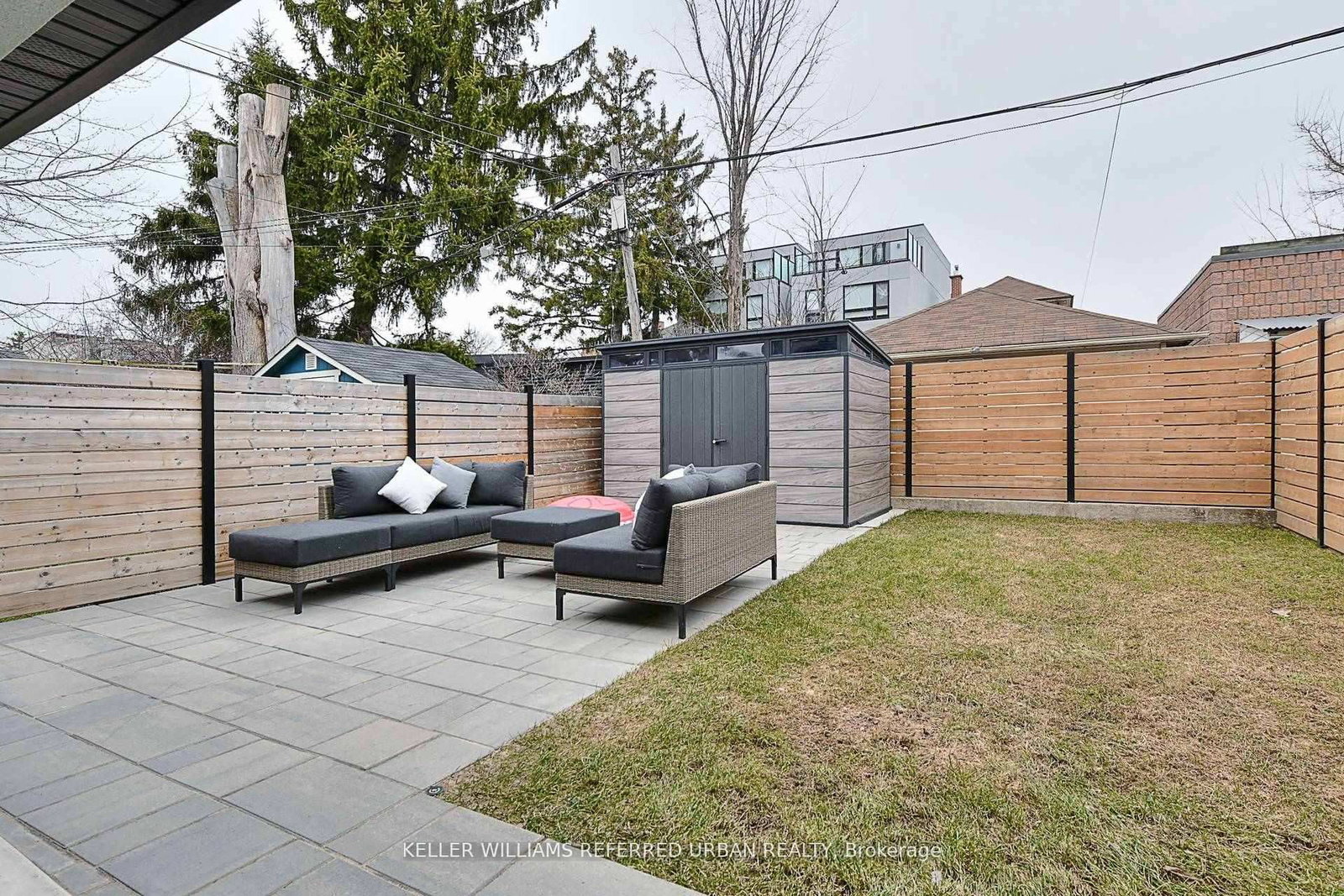 613 Harvie Avenue - Photo 32
