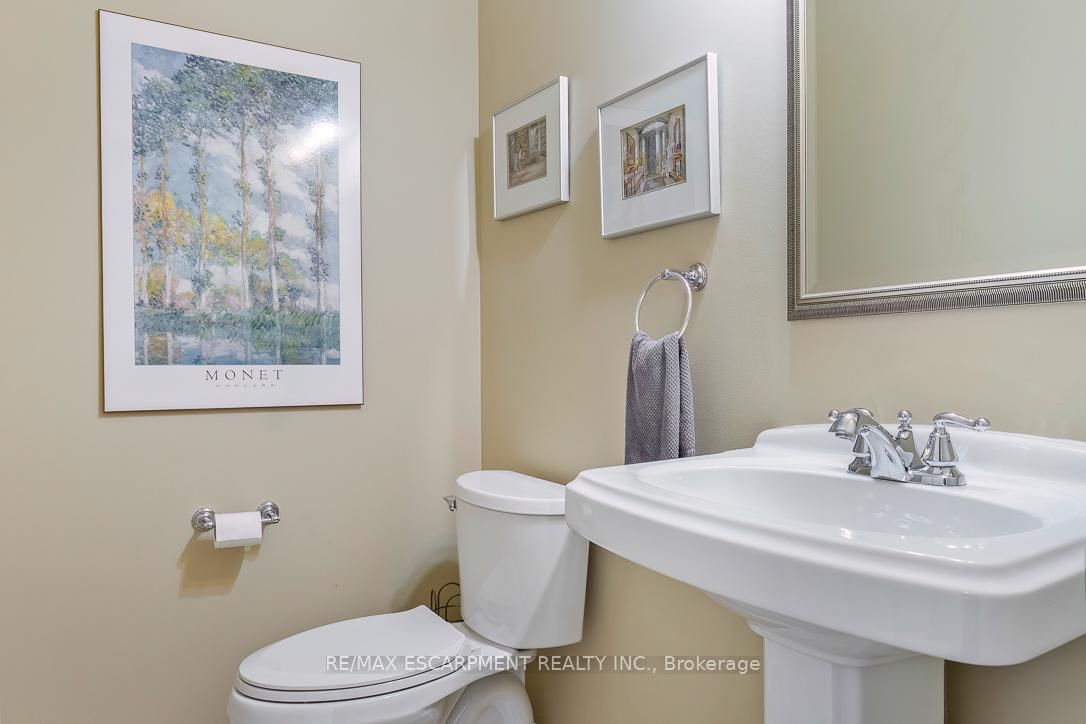 2464 PEBBLESTONE Court - Photo 20