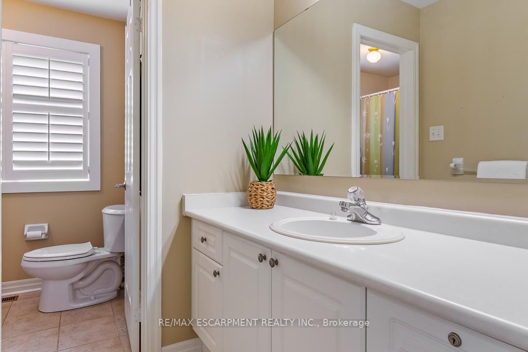 2464 PEBBLESTONE Court - Photo 34