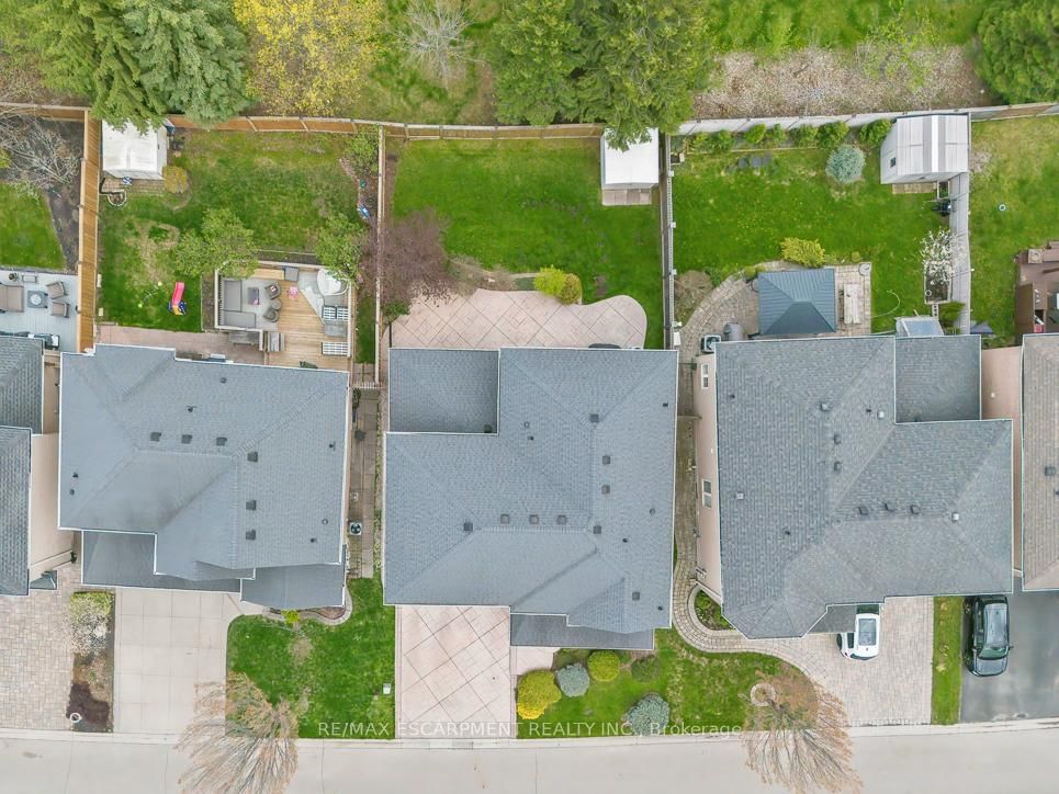 2464 PEBBLESTONE Court - Photo 46